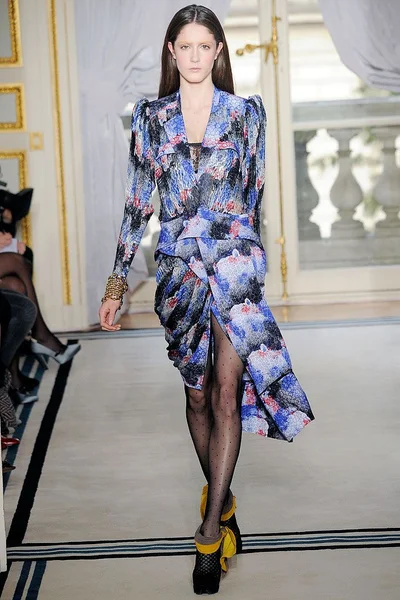 Look 17